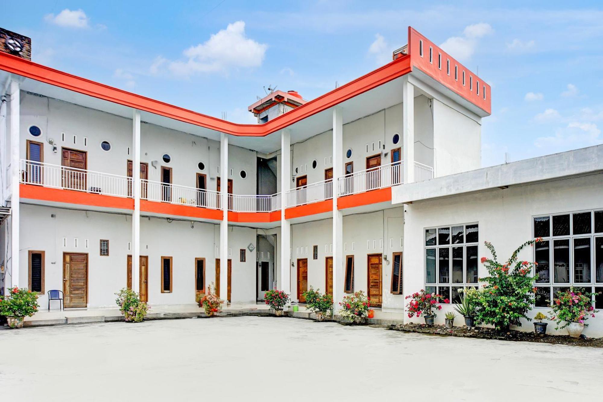 Hotel Spot On 93947 Bahagia 2*
